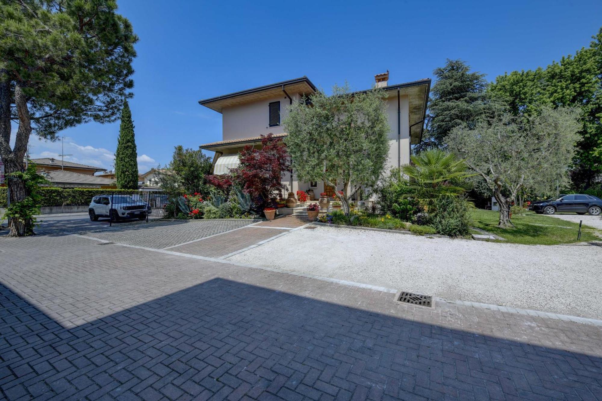 Appartamenti America Sirmione Rom bilde